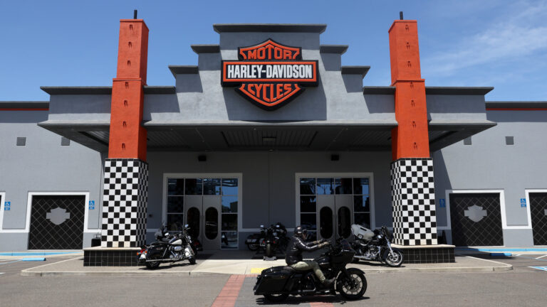 5 Of The Most Popular Harley-Davidson Cruisers For Beginner Riders