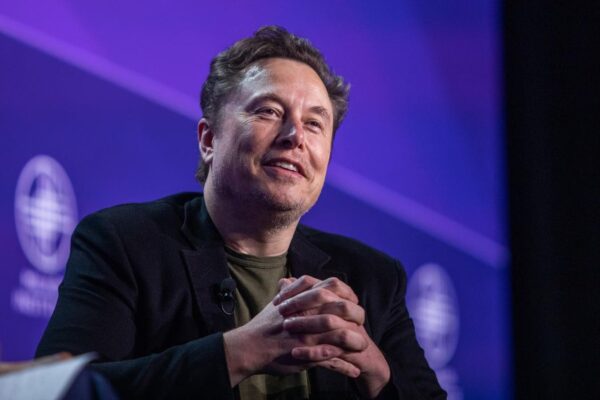 Elon Musk Reclaims Title As World’s Richest From Bernard Arnault