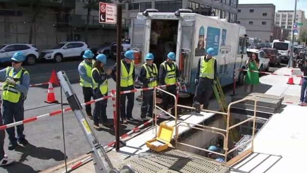 Con Edison, utility workers reach tentative deal averting strike