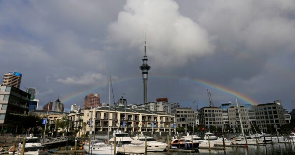 New Zealand exits recession, but economic troubles linger | Business and Economy