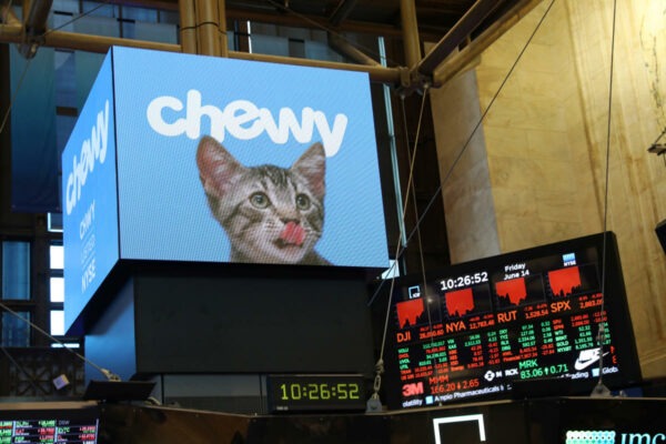 Chewy stock spikes, then retreats, after ‘Roaring Kitty’ posts cryptic picture