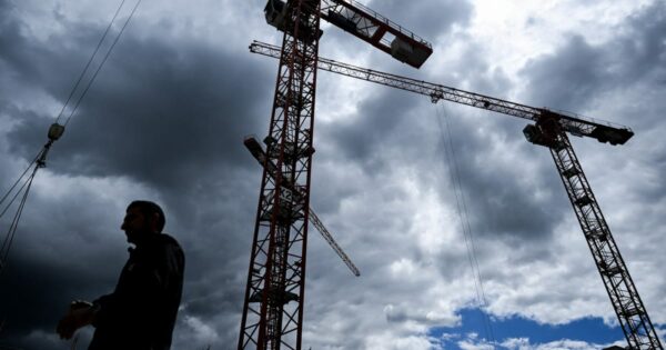 Industrial revival stalled in June in Germany and France, survey shows –