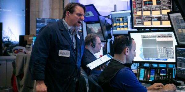 Stock market outlook: Forecasts rise further as S&P 500 tops year-end targets