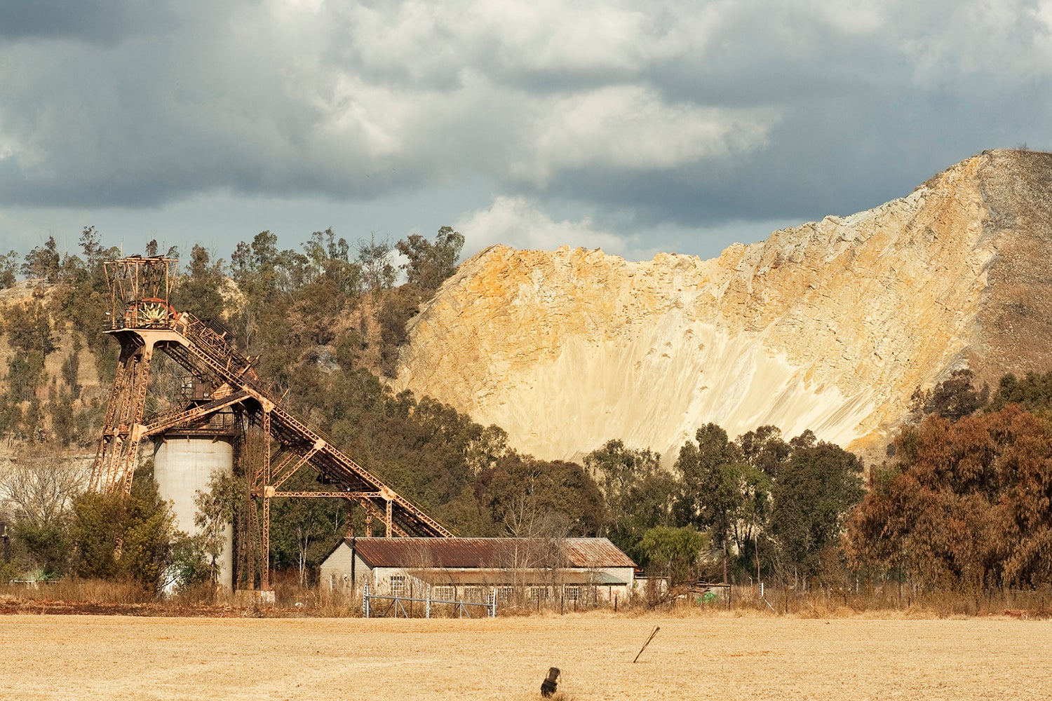 Old mining shaft and mine dump