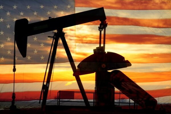 U.S. oil and gas industry does “more with less” on record-breaking production,