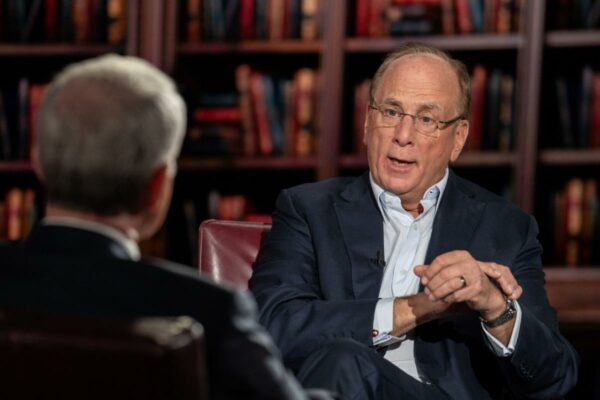 Larry Fink Urges Biden, Trump to Pursue ‘Economic Boom’ Agenda