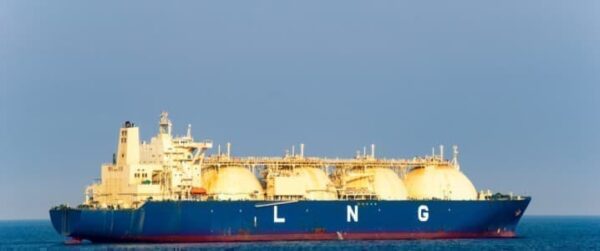 Big Oil to Buy Stakes in UAE’s New LNG Project