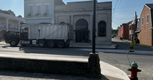 Ligonier Borough Diamond reopens after truck spills oil | Local News