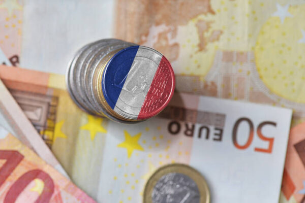 France: Political Uncertainty Weighs on Public Finances and Funding Conditions